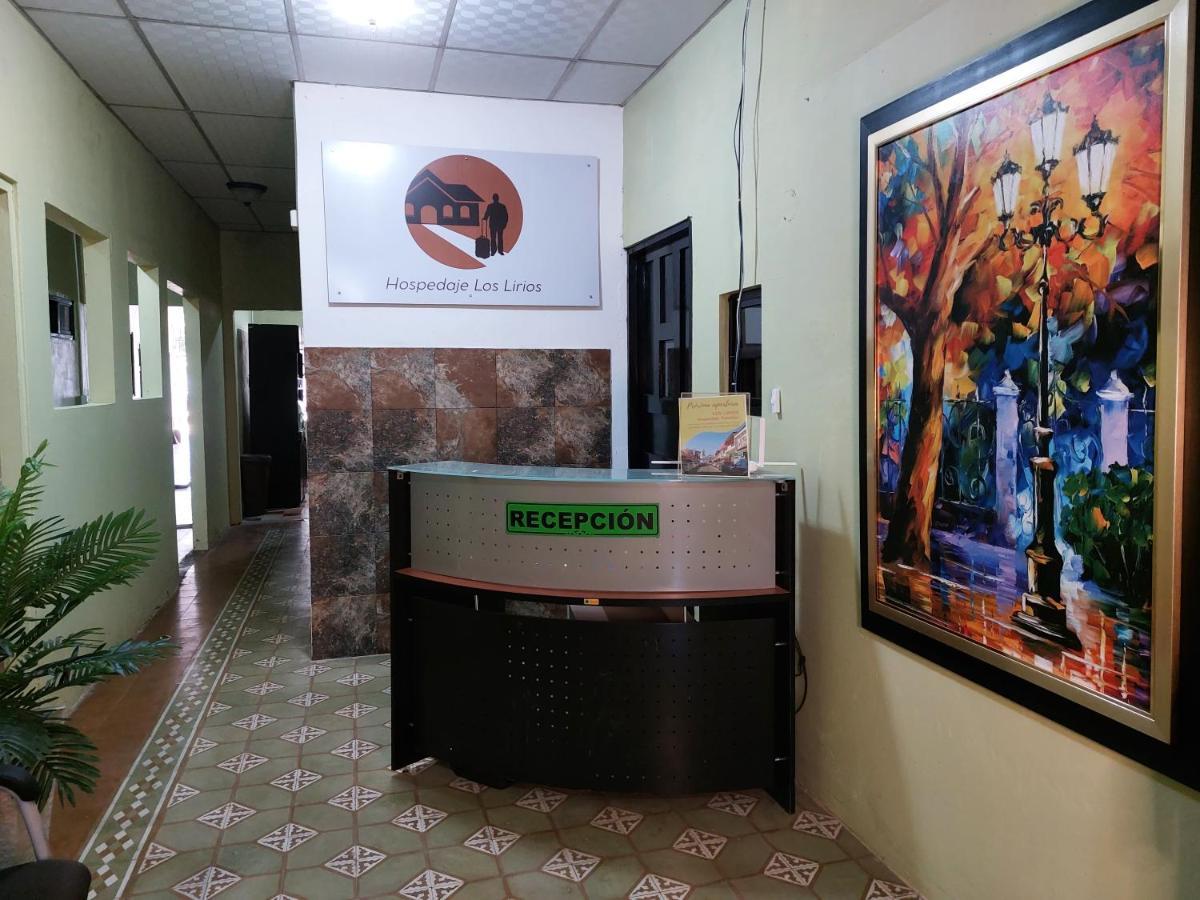 Hospedaje Los Lirios Chitre Luaran gambar