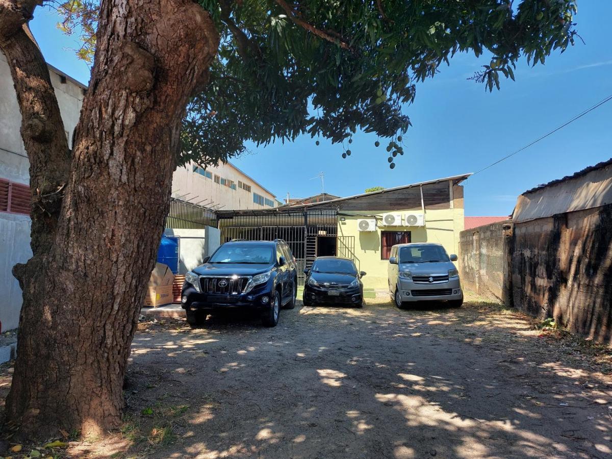 Hospedaje Los Lirios Chitre Luaran gambar