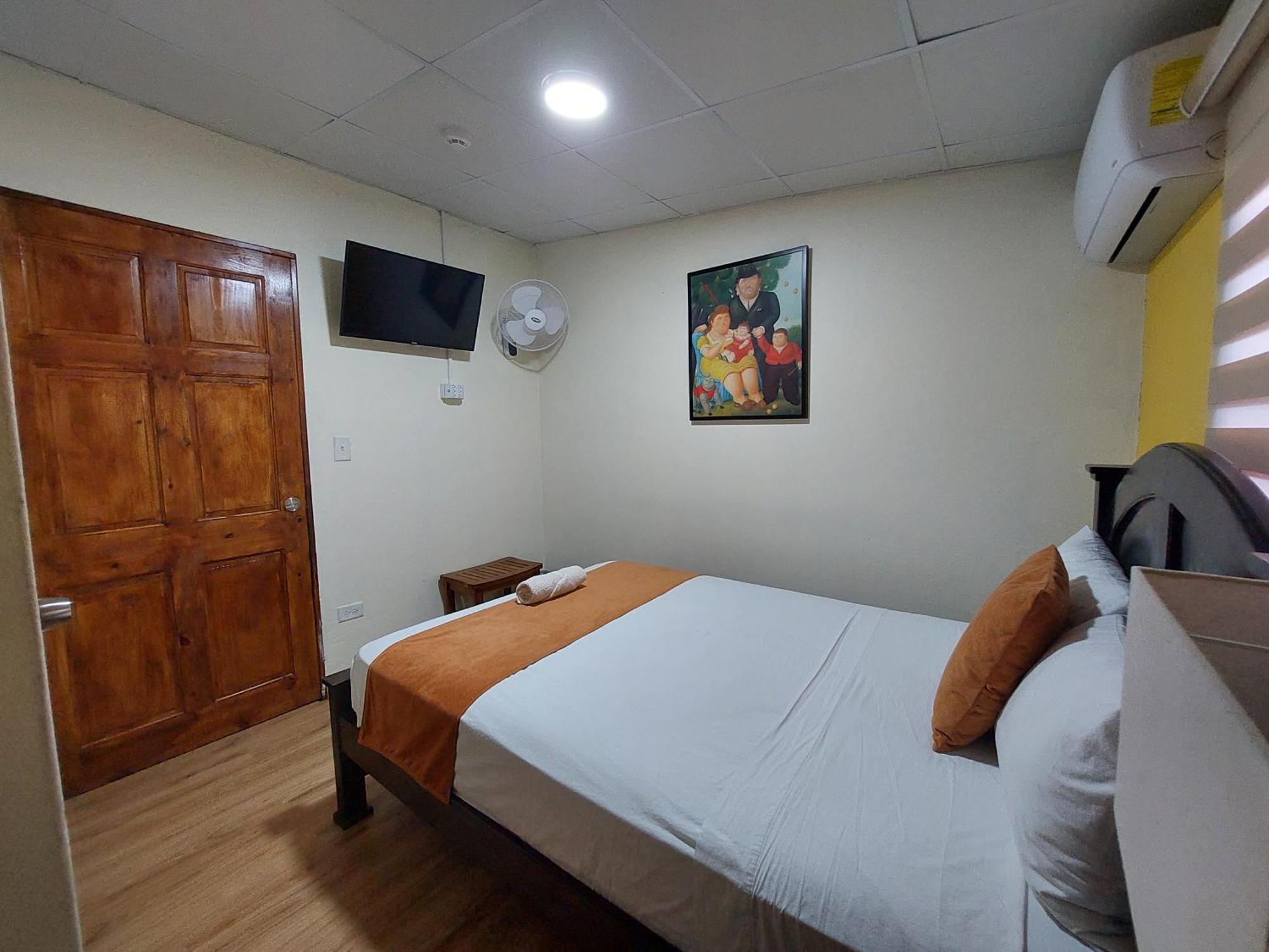 Hospedaje Los Lirios Chitre Luaran gambar